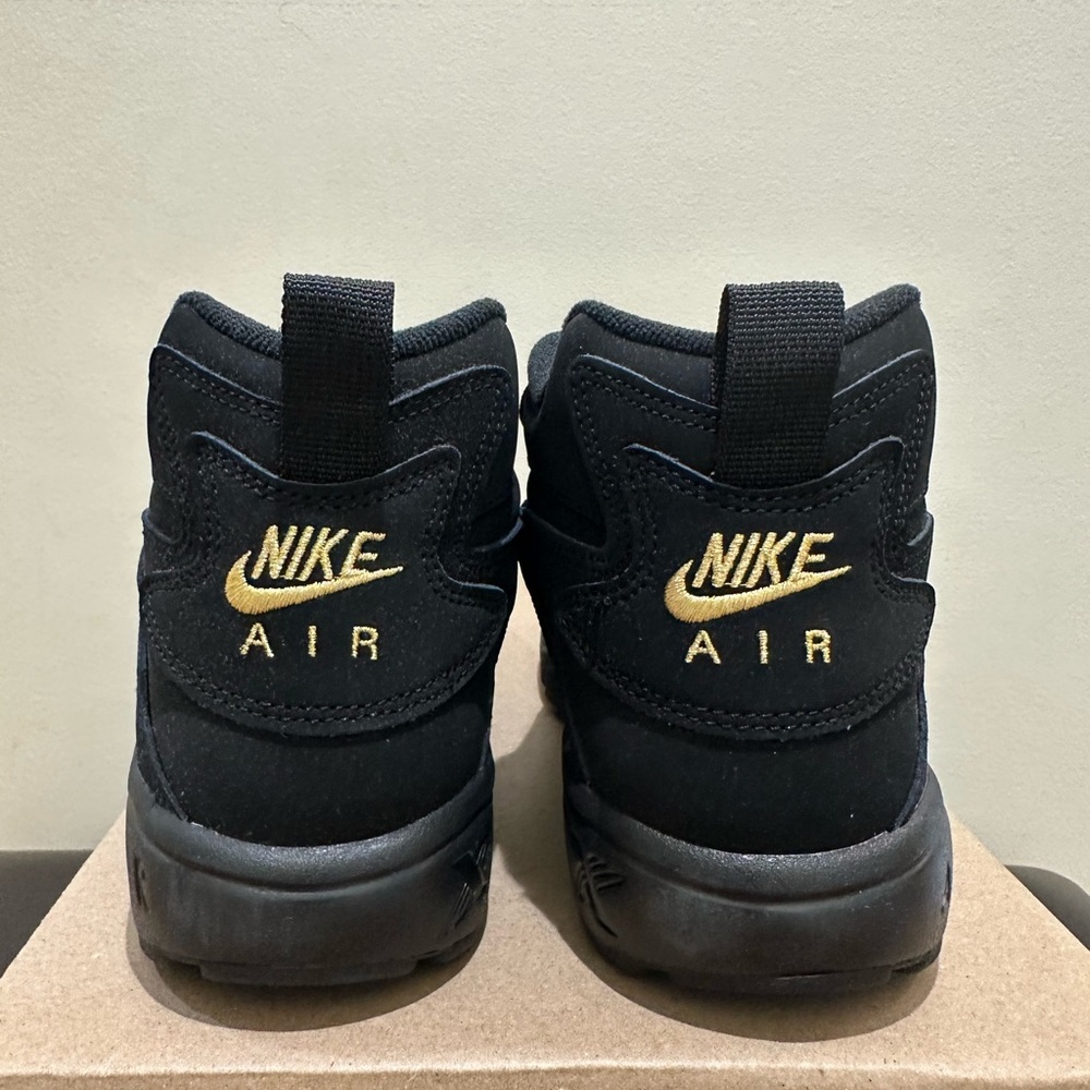 New Men Nike Air Diamond Turf Ravens 2025 HV2282-001 - Picture 6 of 6